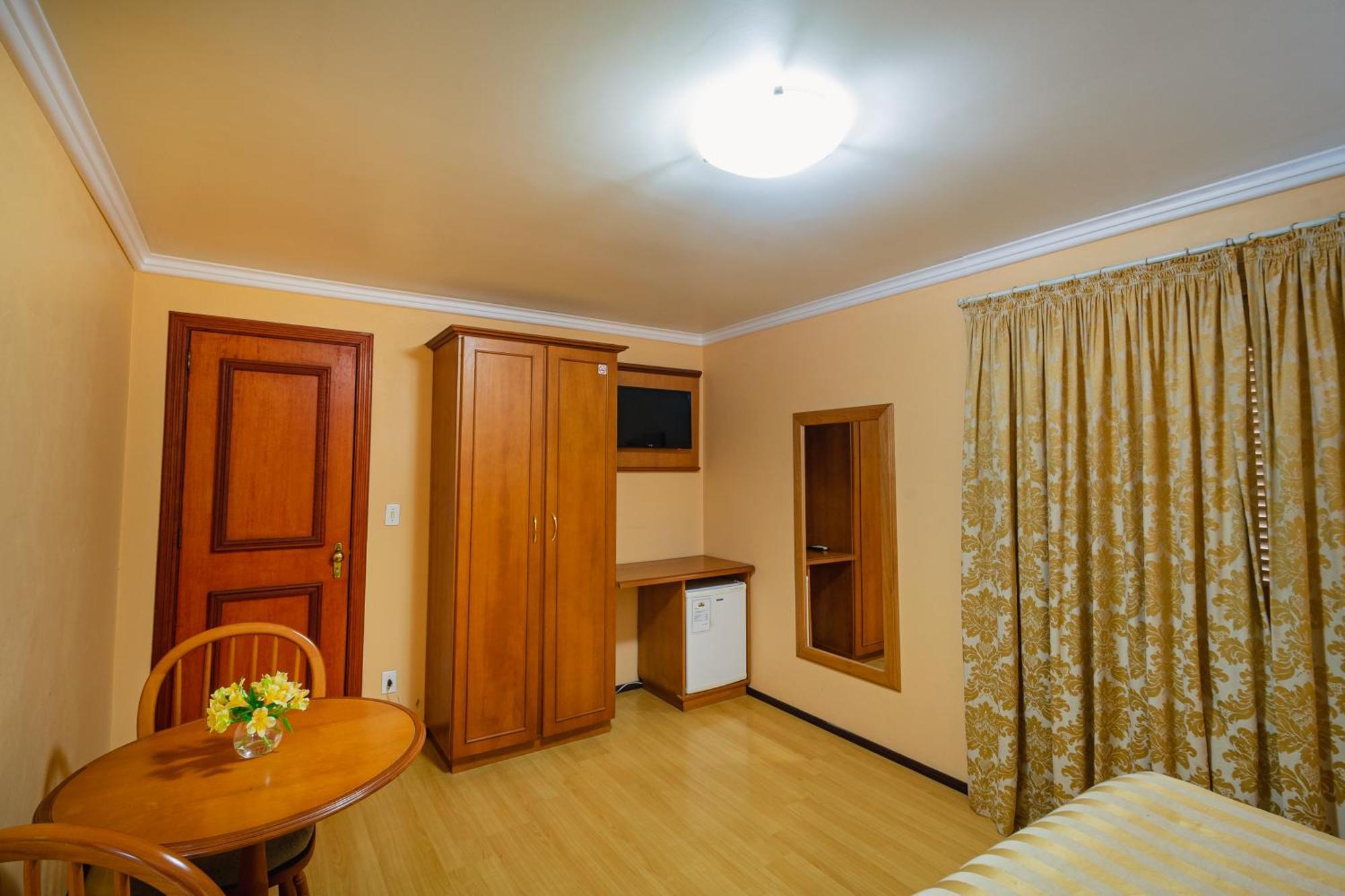 קנלה Hotel Cabanas Alto Da Serra מראה חיצוני תמונה